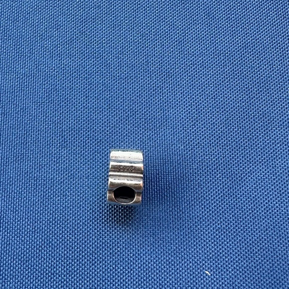 925 Italy Sterling Silver Elegant Clover Charm for Pandora - Picture 6 of 6